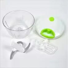 Manual food chopper